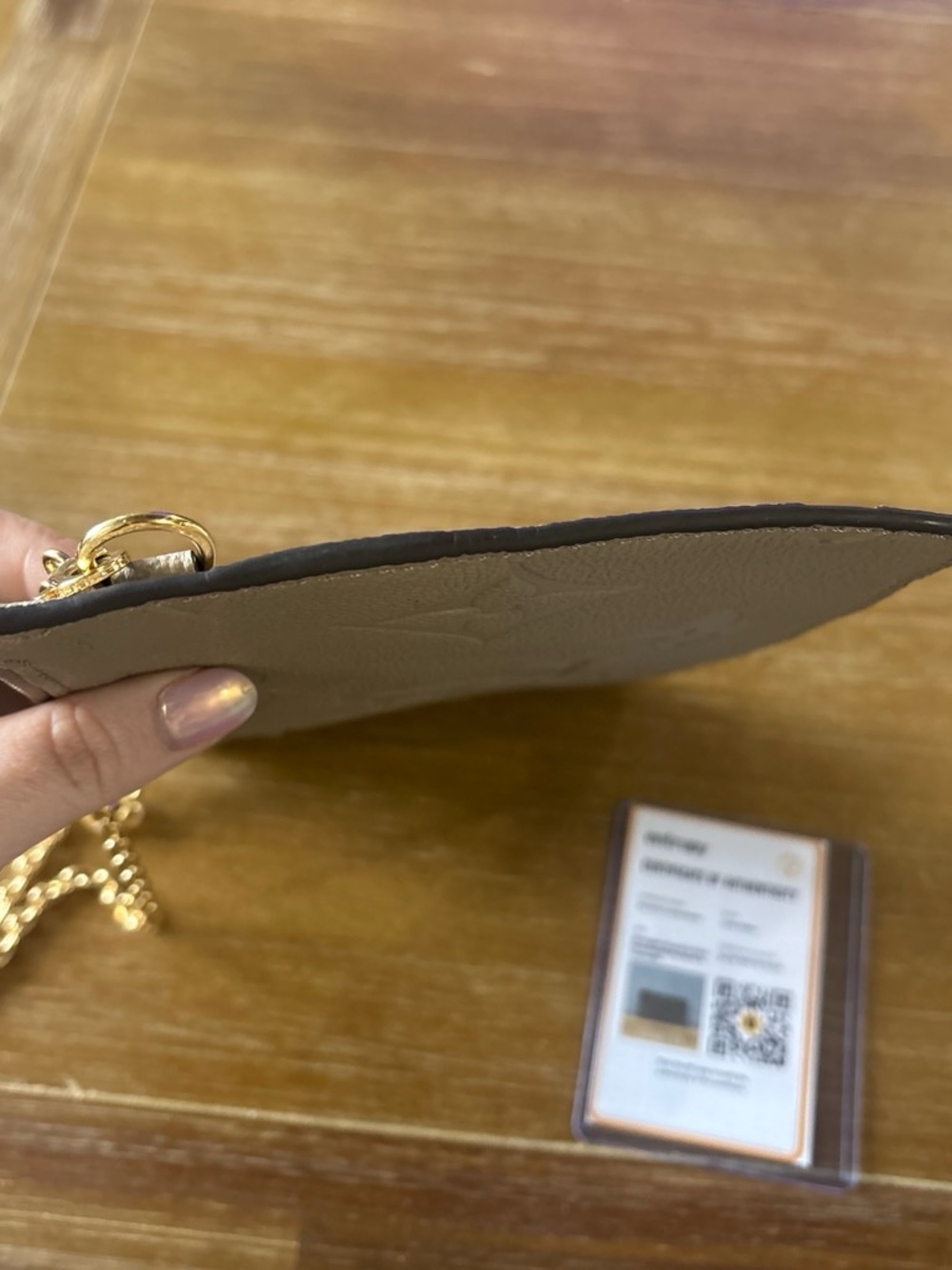 Louis Vuitton Turtledove Empreinte Pouchette - Picture 5 of 9